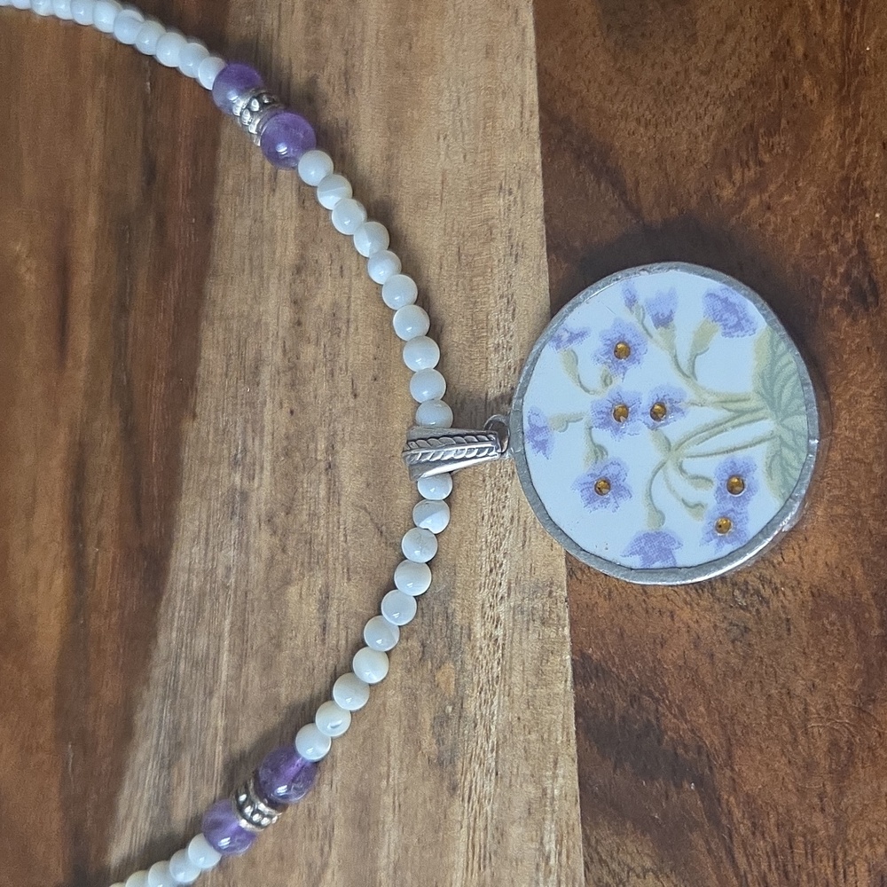Broken China Flower Necklace 20 Inches